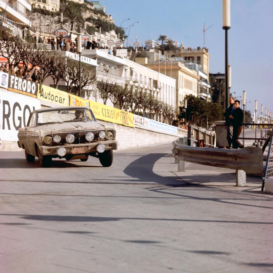  Ford Falcon 1964 года  (фото 19 из 24)